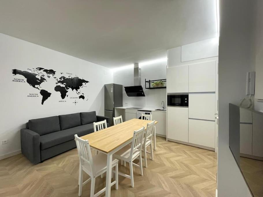Piso En Pleno Casco Historico Appartement Valence
